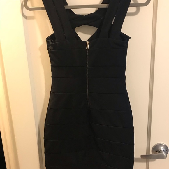 Bodycon - Picture 2 of 3